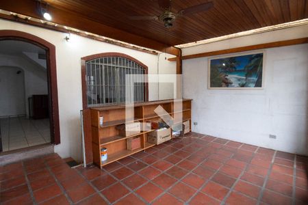 Sala de casa à venda com 3 quartos, 120m² em Jardim das Vertentes, São Paulo