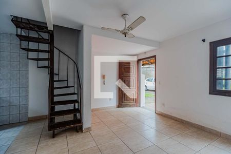 Sala de casa de condomínio à venda com 3 quartos, 72m² em Vila Nova, Porto Alegre