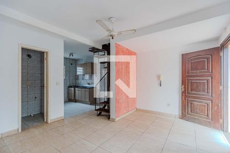 Sala de casa de condomínio à venda com 3 quartos, 72m² em Vila Nova, Porto Alegre