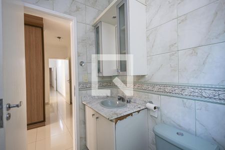 Casa para alugar com 180m², 3 quartos e 2 vagas Casa para alugar com 180m², 3 quartos e 2 vagasBanheiro da Suíte 3