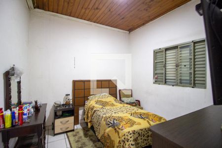 Quarto de casa para alugar com 2 quartos, 80m² em Vila Santa Rita, Sorocaba