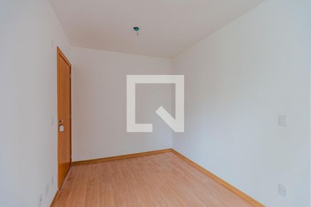 Sala de apartamento para alugar com 2 quartos, 42m² em Cavalhada, Porto Alegre