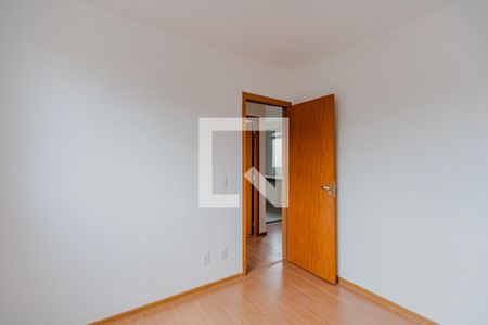 Quarto 1 de apartamento para alugar com 2 quartos, 42m² em Cavalhada, Porto Alegre