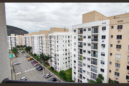 sala - varanda vista de apartamento para alugar com 2 quartos, 40m² em Anil, Rio de Janeiro