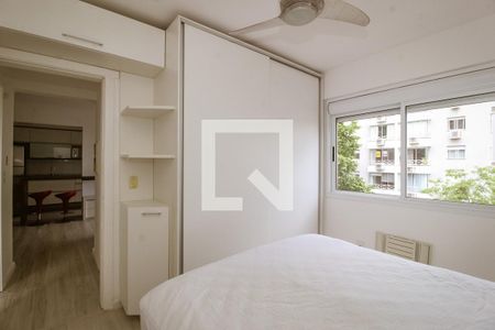 Quarto de apartamento para alugar com 2 quartos, 60m² em Cavalhada, Porto Alegre