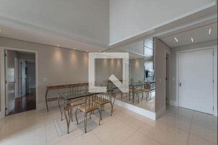 Sala de apartamento à venda com 3 quartos, 121m² em Vila Cordeiro, São Paulo