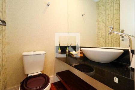 Lavabo de apartamento para alugar com 3 quartos, 128m² em Vila Andrade, São Paulo