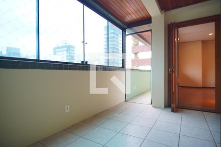 Varanda de apartamento para alugar com 3 quartos, 130m² em Bela Vista, Porto Alegre