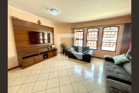 Sala de casa à venda com 3 quartos, 182m² em Recanto Parrilo, Jundiaí