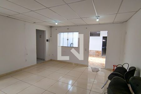 Sala de casa à venda com 4 quartos, 80m² em Curicica, Rio de Janeiro