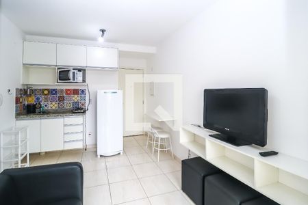 Sala e Cozinha de kitnet/studio para alugar com 1 quarto, 28m² em Aclimação, São Paulo