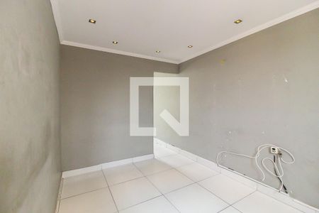 Sala de apartamento para alugar com 3 quartos, 57m² em Conjunto Residencial José Bonifácio, São Paulo