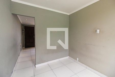 Quarto 1 de apartamento para alugar com 3 quartos, 57m² em Conjunto Residencial José Bonifácio, São Paulo