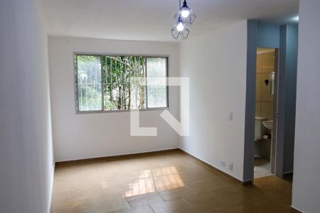 sala de apartamento para alugar com 2 quartos, 58m² em Cidade das Flores, Osasco