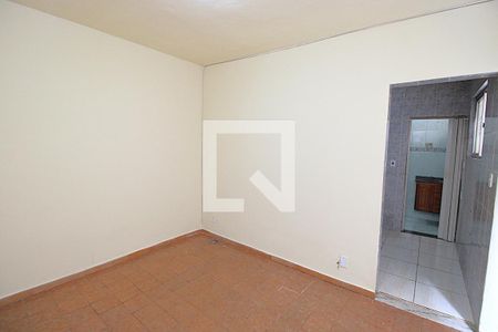 Sala de casa para alugar com 1 quarto, 40m² em Piedade, Rio de Janeiro