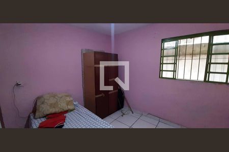 Quarto de casa para alugar com 1 quarto, 30m² em São Pedro, Osasco