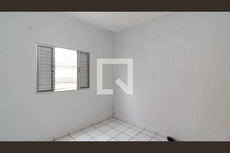 Quarto 1 de casa para alugar com 2 quartos, 60m² em Parque Cisper, São Paulo