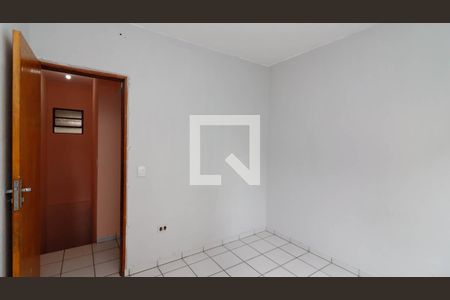 Quarto 1 de casa para alugar com 2 quartos, 60m² em Parque Cisper, São Paulo