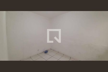 Quarto 1 de casa para alugar com 2 quartos, 30m² em São Pedro, Osasco