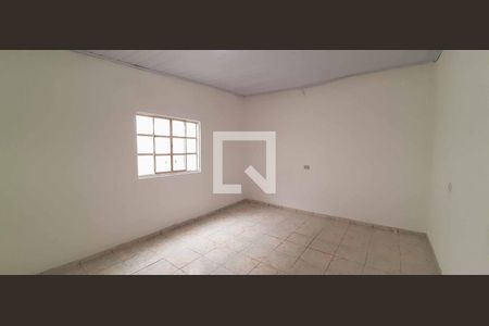 Quarto de casa para alugar com 1 quarto, 29m² em São Pedro, Osasco