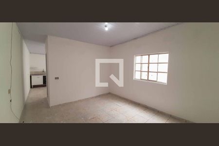 Quarto de casa para alugar com 1 quarto, 29m² em São Pedro, Osasco