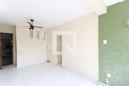 Sala de apartamento à venda com 3 quartos, 75m² em Cachambi, Rio de Janeiro