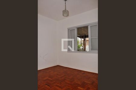 Quarto 1 de casa para alugar com 3 quartos, 158m² em Jardim Santo Elias, São Paulo