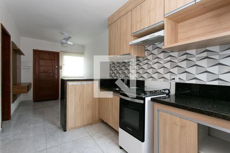 Cozinha de apartamento para alugar com 2 quartos, 43m² em Vila Antonina, São Paulo