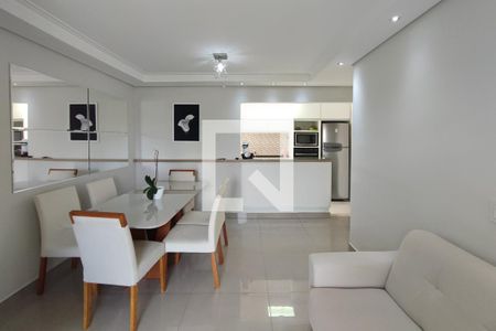 Sala de apartamento à venda com 3 quartos, 69m² em Vila Aurocan, Campinas