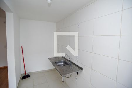 Cozinha de apartamento para alugar com 2 quartos, 49m² em Santa Isabel, Viamão