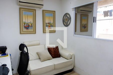 Quarto 1 suite de casa à venda com 2 quartos, 130m² em Km 18, Osasco