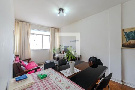 Apartamento para alugar com 69m², 2 quartos e sem vagaSala