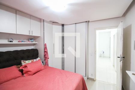 Quarto 1 de casa para alugar com 3 quartos, 100m² em Parque Residencial Guadalajara, Nova Iguaçu