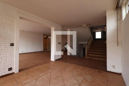 Sala 1 de casa para alugar com 5 quartos, 318m² em Jardim Sumare, Ribeirão Preto