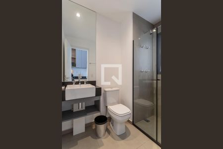 Banheiro de kitnet/studio para alugar com 1 quarto, 24m² em Vila Olímpia, São Paulo