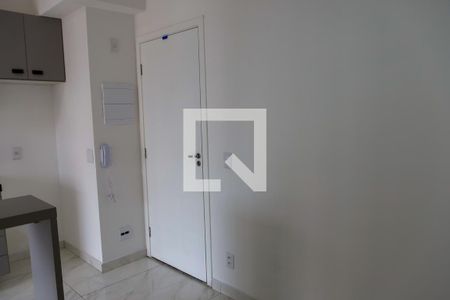 sala de apartamento para alugar com 1 quarto, 30m² em Km 18, Osasco