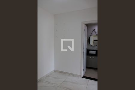 sala de apartamento para alugar com 1 quarto, 30m² em Km 18, Osasco