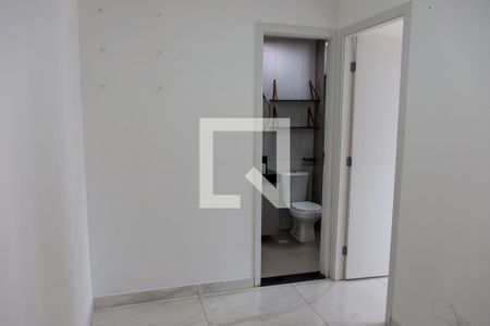 sala de apartamento para alugar com 1 quarto, 30m² em Km 18, Osasco