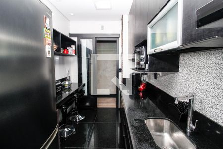 Cozinha  de apartamento à venda com 3 quartos, 90m² em Santa Efigênia, Belo Horizonte