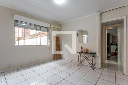 Sala 2 de casa à venda com 2 quartos, 250m² em Jardim Sabará, Porto Alegre