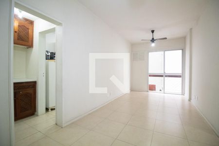 Apartamento à venda com 72m², 2 quartos e 1 vagaSala