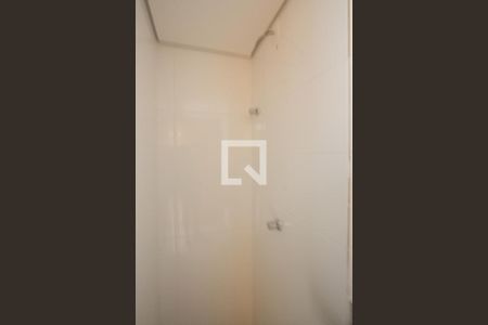 Banheiro de apartamento à venda com 1 quarto, 24m² em Chácara Santo Antônio (zona Sul), São Paulo