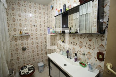 Banheiro de apartamento à venda com 2 quartos, 92m² em Irajá, Rio de Janeiro