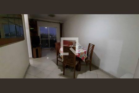 Sala de apartamento à venda com 2 quartos, 61m² em Vila Yolanda, Osasco