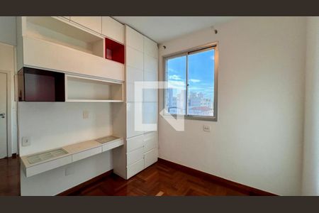 quarto  de apartamento à venda com 3 quartos, 185m² em Santa Tereza, Belo Horizonte