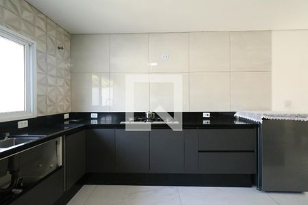Casa à venda com 330m², 4 quartos e 3 vagas Casa à venda com 330m², 4 quartos e 3 vagasCozinha