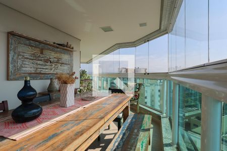 Varanda gourmet de apartamento à venda com 4 quartos, 400m² em Santa Teresinha, São Paulo