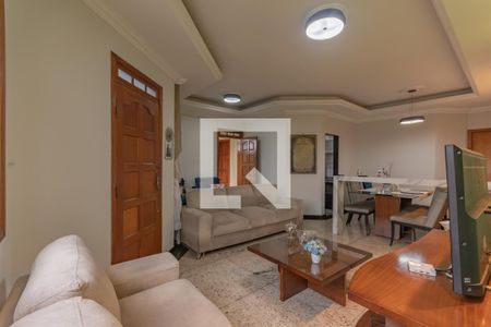 Sala de casa à venda com 3 quartos, 144m² em Serrano, Belo Horizonte