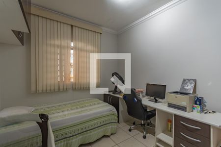 Quarto 1 de casa à venda com 3 quartos, 144m² em Serrano, Belo Horizonte