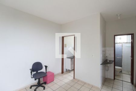 Sala de apartamento para alugar com 2 quartos, 45m² em Jaqueline, Belo Horizonte